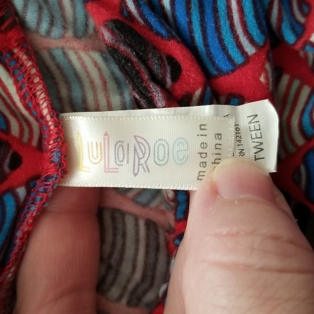 LuLaRoe Tween Leggings - Picture 6 of 10